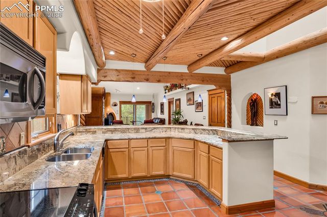 6 Aberdeen Bluff, Pueblo, CO 81004