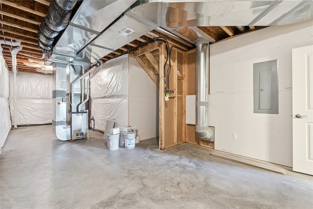 1477 Indigo Drive SE, Altoona, IA 50009