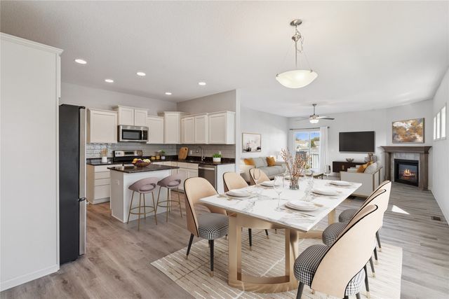 1477 Indigo Drive SE, Altoona, IA 50009