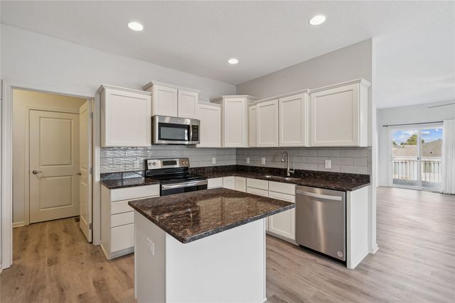 1477 Indigo Drive SE, Altoona, IA 50009