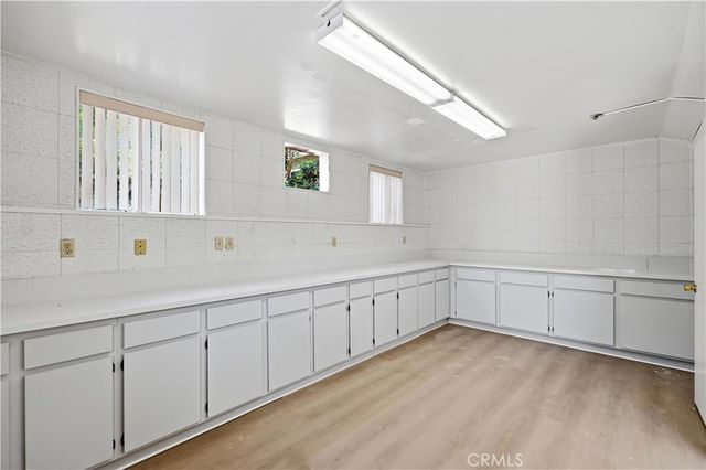 159 N Lincoln, Monrovia, CA 91016