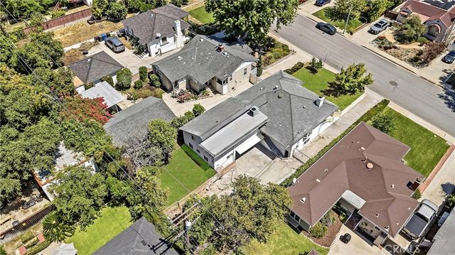 159 N Lincoln, Monrovia, CA 91016