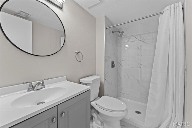 13485 Coliseum Drive H, Chesterfield, MO 63017