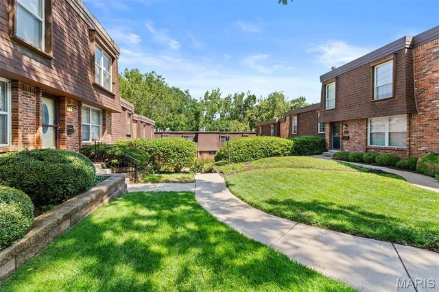 13485 Coliseum Drive H, Chesterfield, MO 63017
