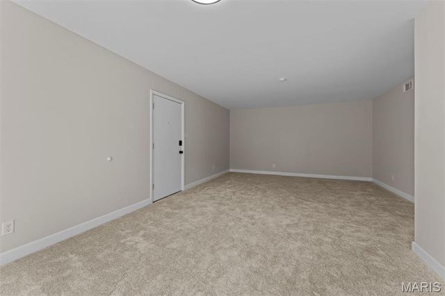 13485 Coliseum Drive H, Chesterfield, MO 63017