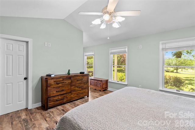 711 Spring Pointe Drive, Stony Point, NC 28678