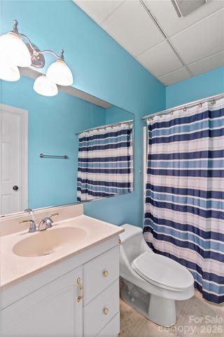711 Spring Pointe Drive, Stony Point, NC 28678