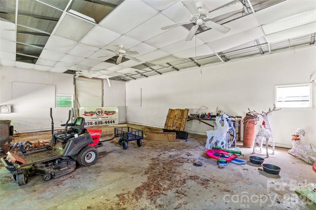 711 Spring Pointe Drive, Stony Point, NC 28678