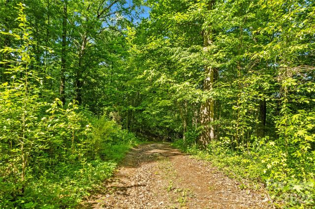 711 Spring Pointe Drive, Stony Point, NC 28678