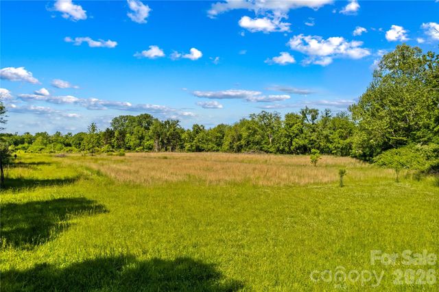 711 Spring Pointe Drive, Stony Point, NC 28678