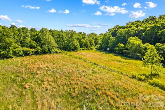 711 Spring Pointe Drive, Stony Point, NC 28678