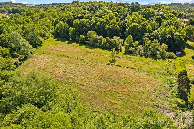 711 Spring Pointe Drive, Stony Point, NC 28678