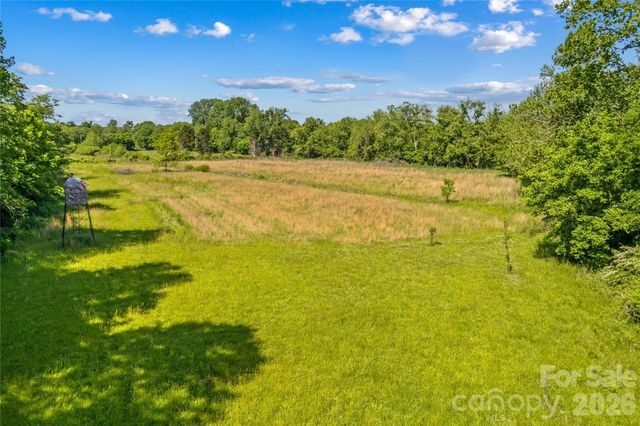 711 Spring Pointe Drive, Stony Point, NC 28678