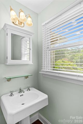 711 Spring Pointe Drive, Stony Point, NC 28678