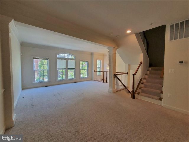 1625 WHITEHALL DR, Silver Spring, MD 20904