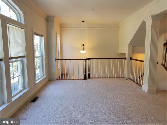 1625 WHITEHALL DR, Silver Spring, MD 20904