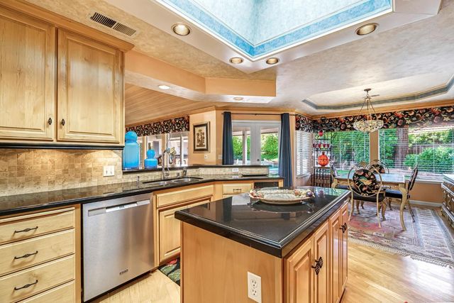 9452 N Madison Ridge Road, Fresno, CA 93720