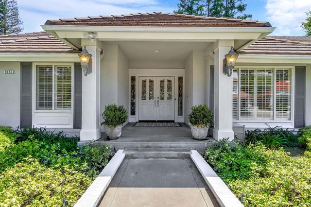 9452 N Madison Ridge Road, Fresno, CA 93720