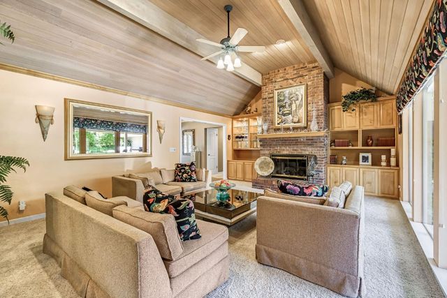 9452 N Madison Ridge Road, Fresno, CA 93720