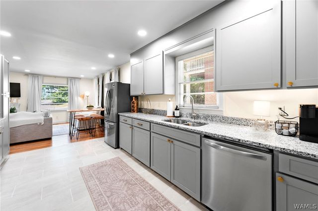 1601 17th E, Tuscaloosa, AL 35404