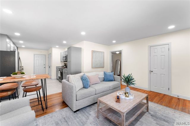 1601 17th E, Tuscaloosa, AL 35404