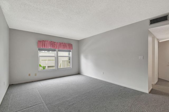 12073 Regal Court, Wellington, FL 33414