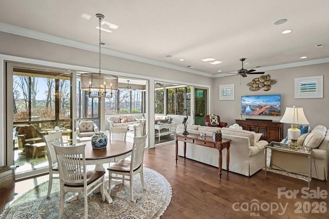 647 Tallulah Falls Drive, Denver, NC 28037