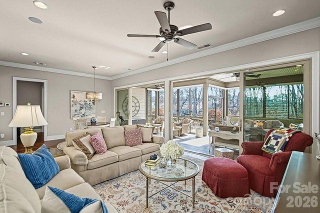 647 Tallulah Falls Drive, Denver, NC 28037