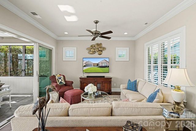 647 Tallulah Falls Drive, Denver, NC 28037