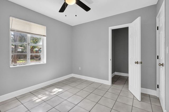 2438 Arthur Street, Hollywood, FL 33020