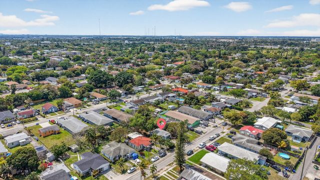 2438 Arthur Street, Hollywood, FL 33020