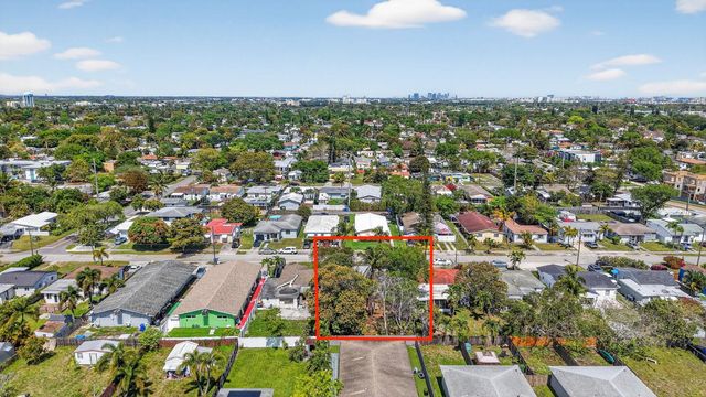 2438 Arthur Street, Hollywood, FL 33020
