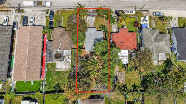2438 Arthur Street, Hollywood, FL 33020