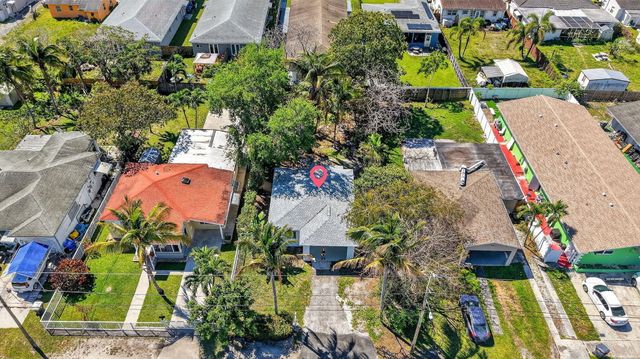 2438 Arthur Street, Hollywood, FL 33020