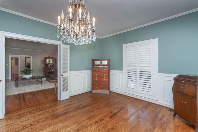 1060 W Monterey Ave, Stockton, CA 95204