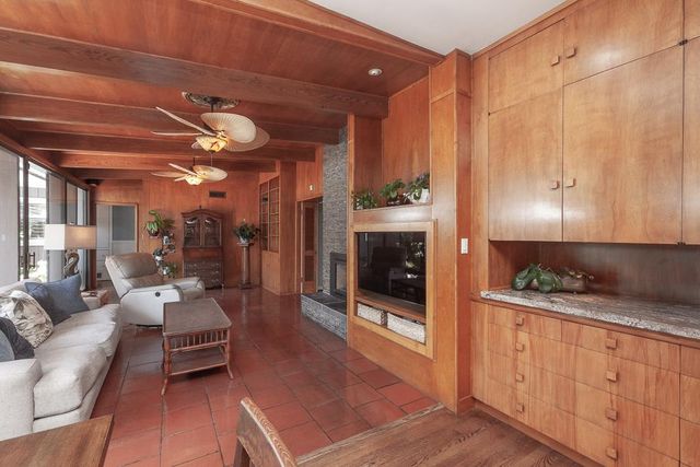 1060 W Monterey Ave, Stockton, CA 95204