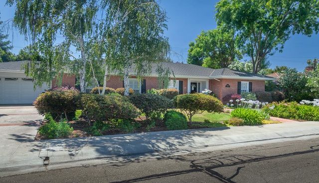 1060 W Monterey Ave, Stockton, CA 95204