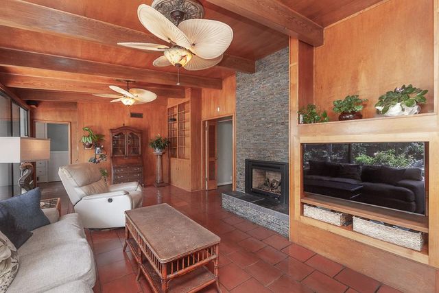 1060 W Monterey Ave, Stockton, CA 95204