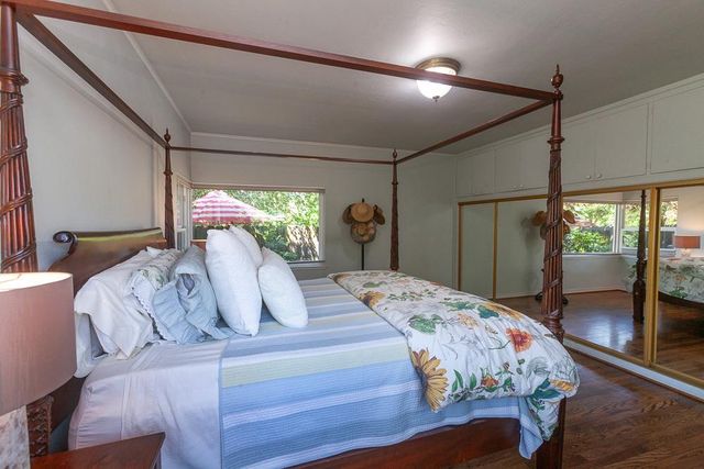 1060 W Monterey Ave, Stockton, CA 95204