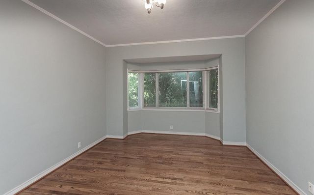 1060 W Monterey Ave, Stockton, CA 95204