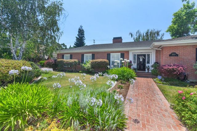 1060 W Monterey Ave, Stockton, CA 95204