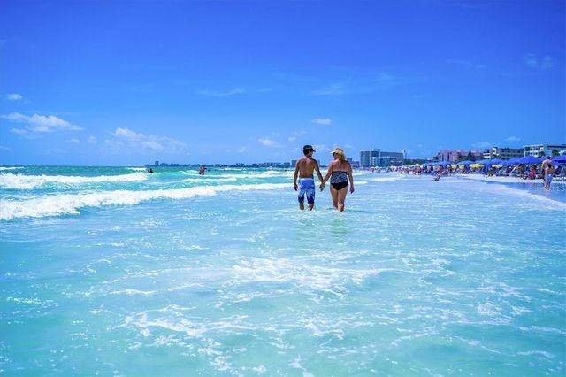 2214 MICHELE DRIVE, Sarasota, FL 34231