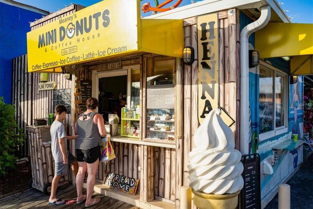 2214 MICHELE DRIVE, Sarasota, FL 34231