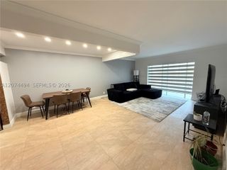 6101 N Falls Cir Dr 405, Lauderhill, FL 33319