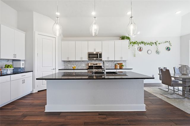 130 Laverna Lane, Hickory Creek, TX 75065