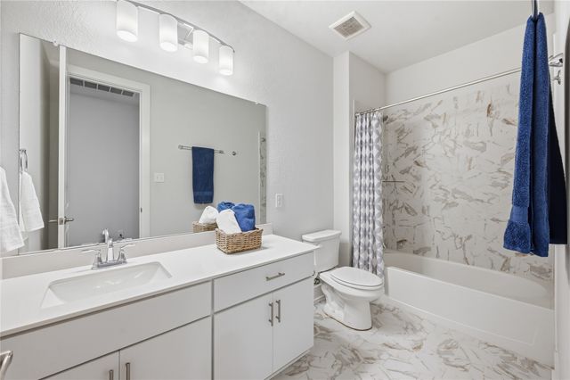 130 Laverna Lane, Hickory Creek, TX 75065