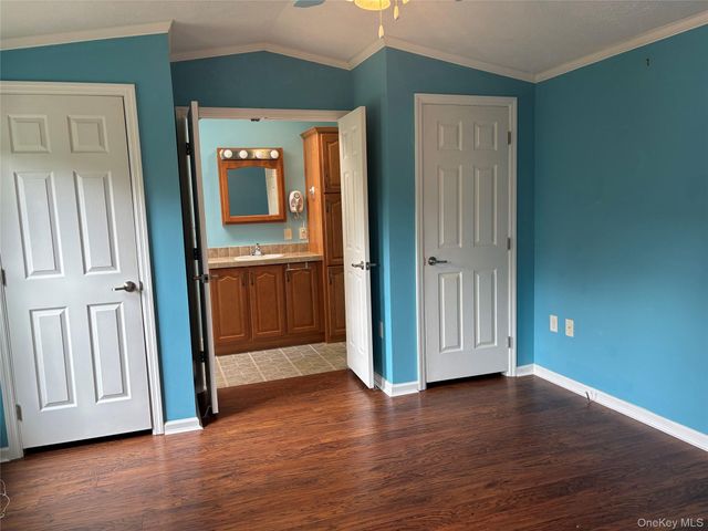 1661 Old Country Road 84, Riverhead, NY 11901