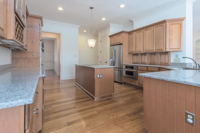 2793 BAYHILL WOODS DR, Collierville, TN 38017