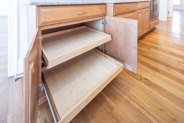 2793 BAYHILL WOODS DR, Collierville, TN 38017