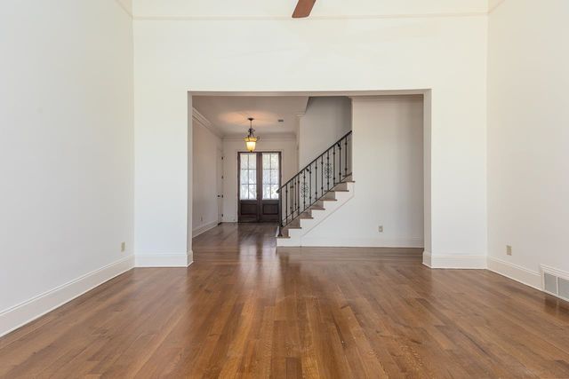 2793 BAYHILL WOODS DR, Collierville, TN 38017